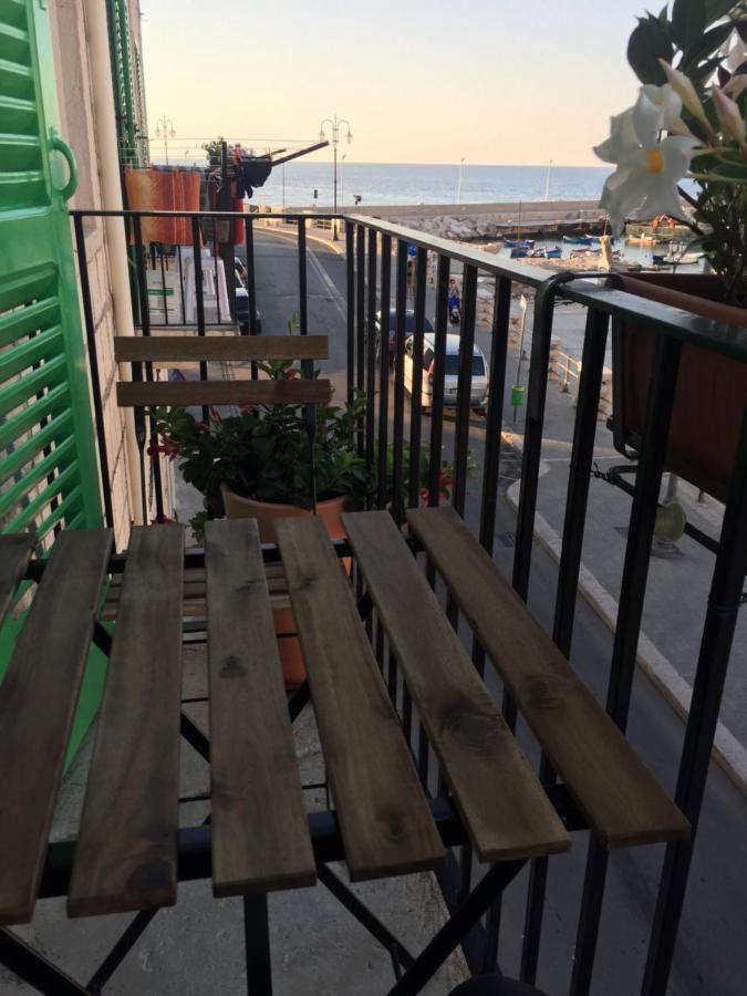 ジョヴィナッツォCasa Al Portoアパートメント エクステリア 写真
